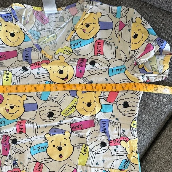Disney Winnie the Pooh Scrub Top- XS - Picture 5 of 6